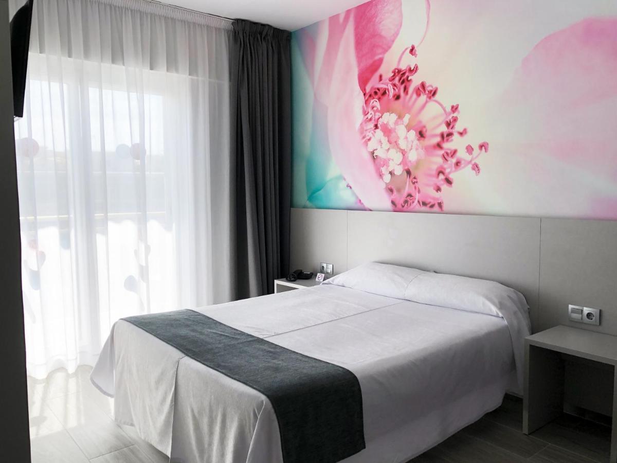 Maria Del Mar Hotel 4*